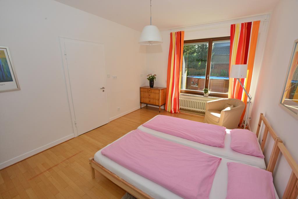 Moderne Ferienwohnung Deichstrasse Hennef  Kamer foto